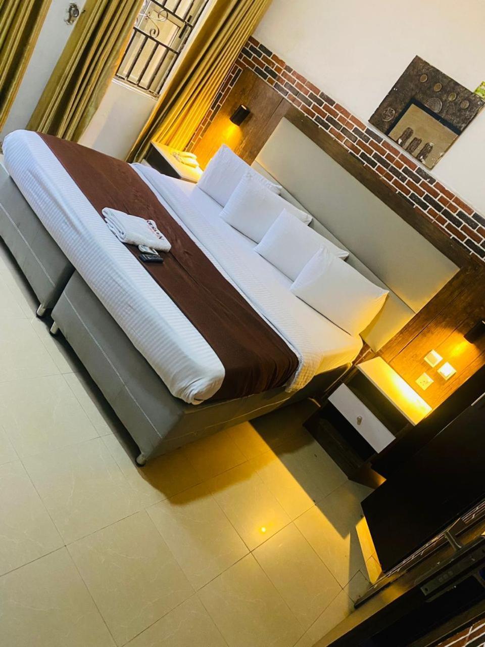 Presken Hotel @Villa Ikeja Εξωτερικό φωτογραφία