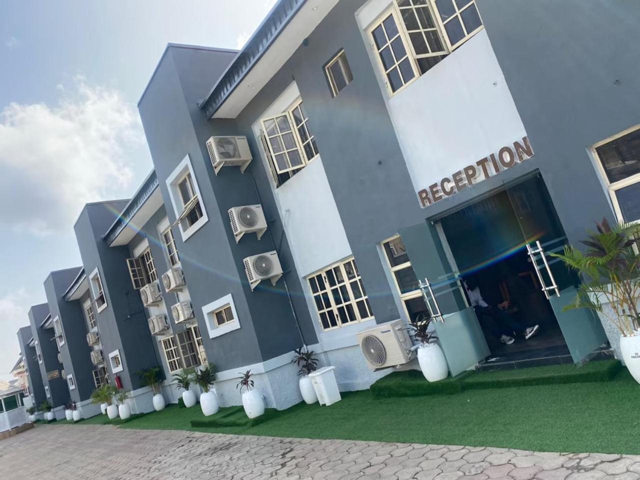 Presken Hotel @Villa Ikeja Εξωτερικό φωτογραφία